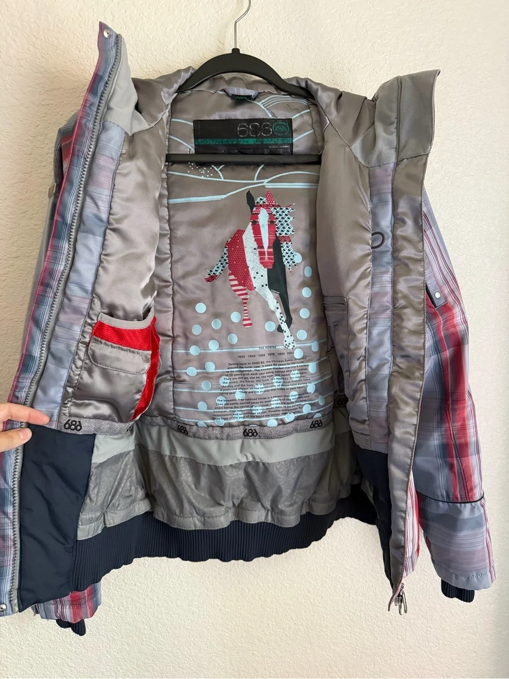 686 Acc Caliber Women’s Insulated Snowboard Ski Snow Jacket S Plaid